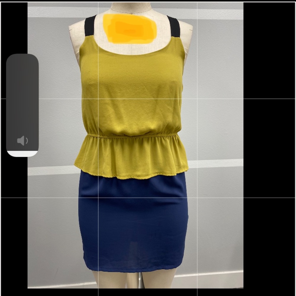 Short sleeve woven dress